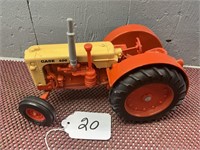 Case 600 ERTL Tractor