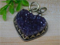 AMETHYST PENDANT WITH INTRICATE TOOLING ROCK STONE