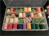 LARGE LOT OF SEWING THREAD
