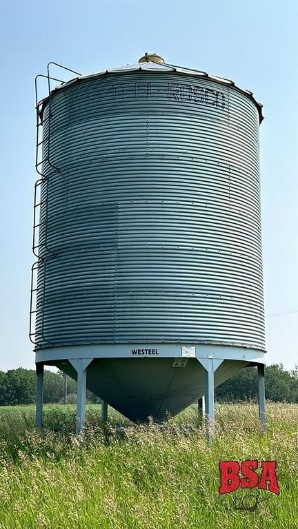 OFFSITE: Westeel Rosco 2100bu. Hopper Bin