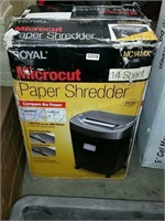 Royal Microcut Paper Shredder 14 Sht $123 Retail