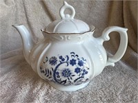 Villeroy & Boch Vieux Luxembourg Teapot