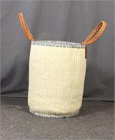 Heavy woven hamper / tote leather handles, Natural