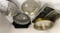 variety of Bakeware items