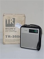 SONY TR-3550 TRANSISTOR RADIO IN ORIGINAL BOX