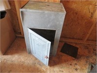 Metal cabinet