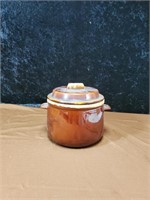 McCoy bean pot approx. 7.5 inches tall