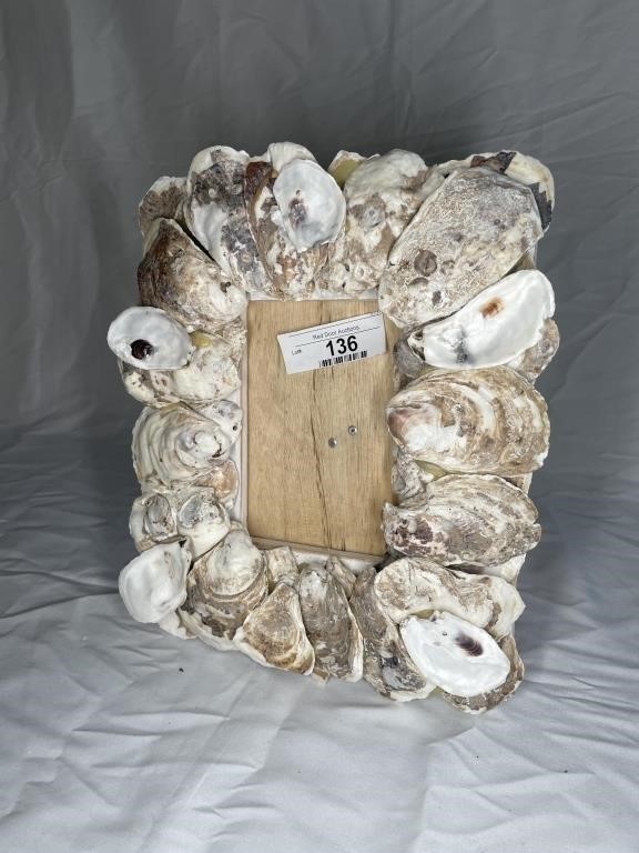 Oyster shell photo frame