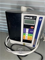 Leveluk SD water filtration system
