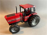 Ertl 1/16 IH 5288 Tractor