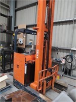 Toyota 15 Electric Side Ride Forklift, 7500 Lift H