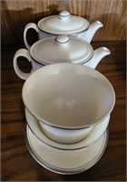 5pc royal Doulton partial tea set