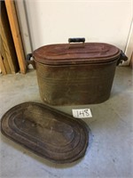 Boiler w/ Extra Lid (Rusted)