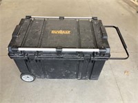 DeWalt tool chest