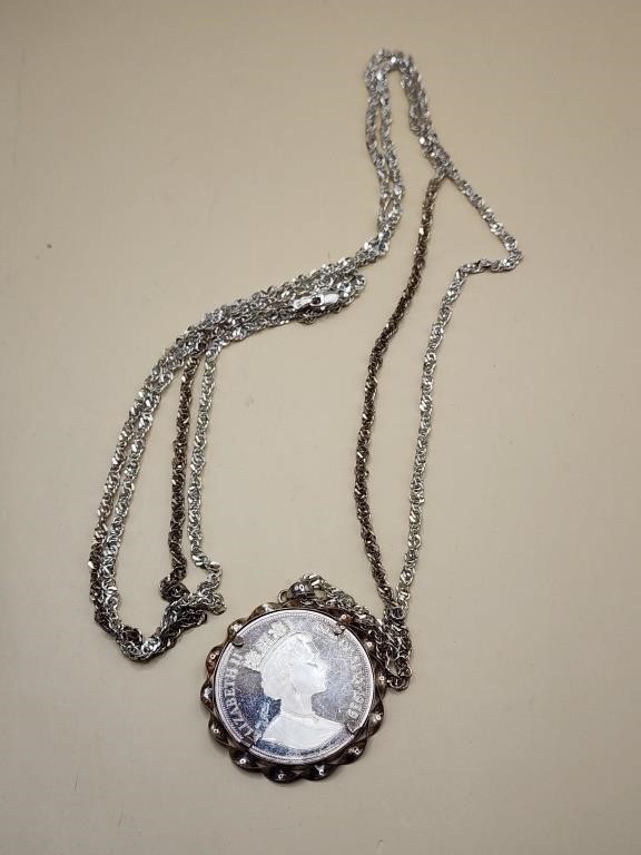 1989 Silver Persian Cat coin on Silver Necklace