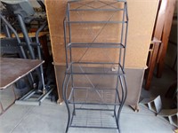 Small bakers rack