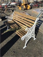 METAL/ WOOD BENCH