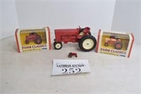 (2) 1/32 IH & Case Tractors & 1/16 Tractor