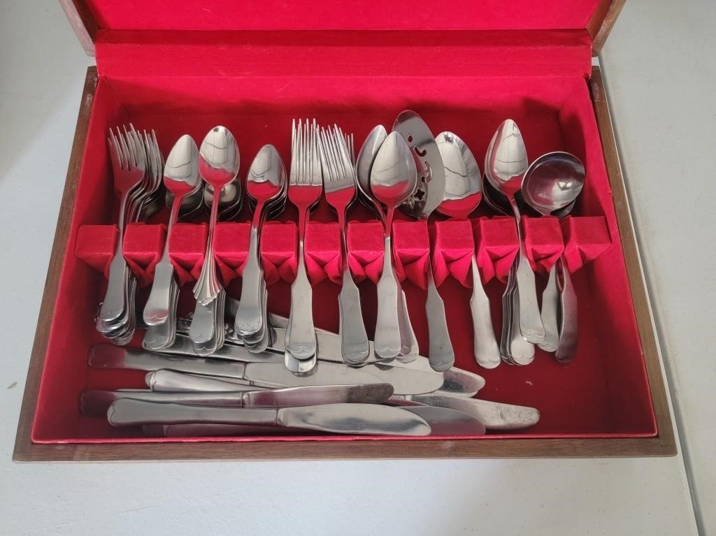 Stainless Silverware