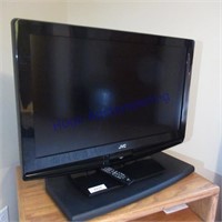 JVC flat screen TV w/remote