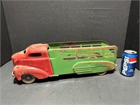 WYANDOTTE TRUCK LINES TOY RED GREEN CATTLE TRUCK