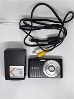 Sony Cybershot 14.1MP digital camera with cable &