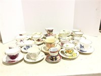 Misc China tea cups and saucers