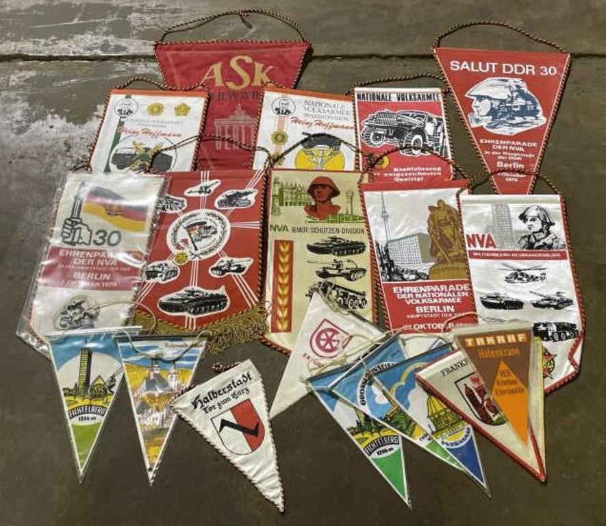 (RL) 20 Foreign Pennants including German