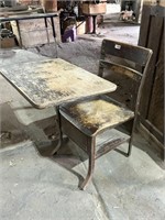 VINTAGE KIDS SCHOOLDESK