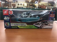 R/C Nautique boat