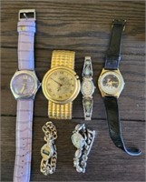 Lot of 6 Ladies Watches. Need Batteries