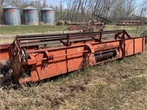Massey 22ft straight cut table complete and one