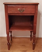 14" x 18" Night Stand with Drawer