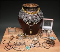 Costume Jewelry- Necklaces & Earrings- 1.84 lbs