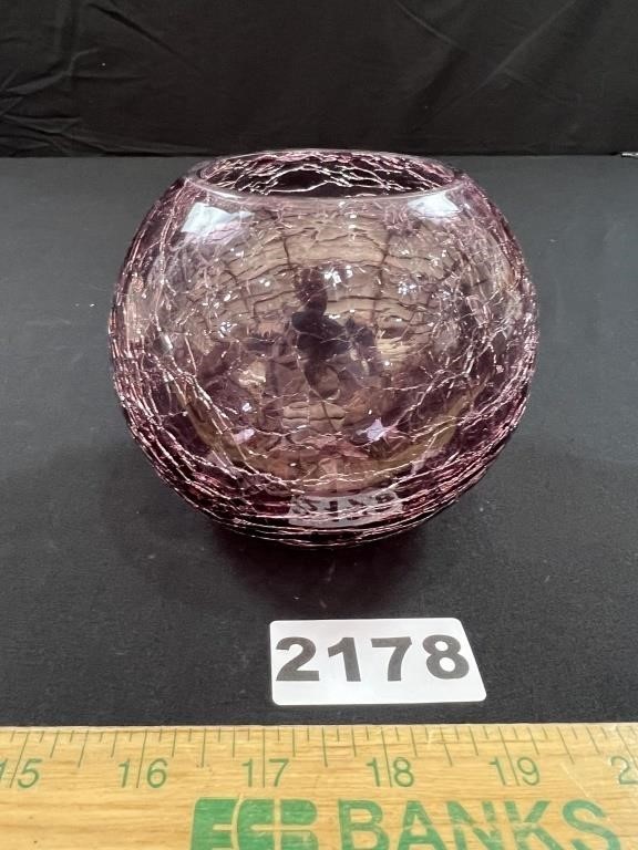 Toyo MCM Amethyst Crackle Glass Vase