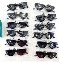 12 paires de lunettes ALDO noires, neuf (16$ ch)