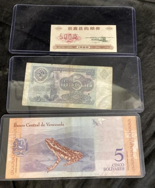 FOREIGN CURRENCY  / 3 PCS