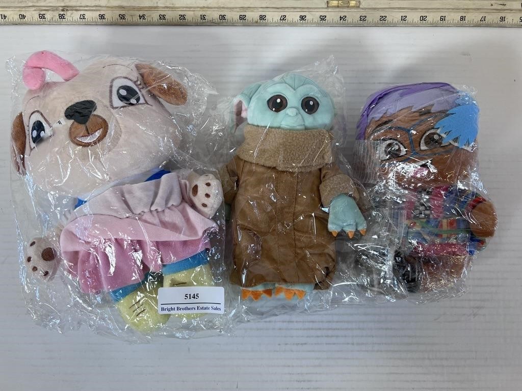 Kids Stuffed Characters Lot