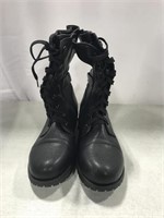 WOMENS BOOTS SIZE 11 US