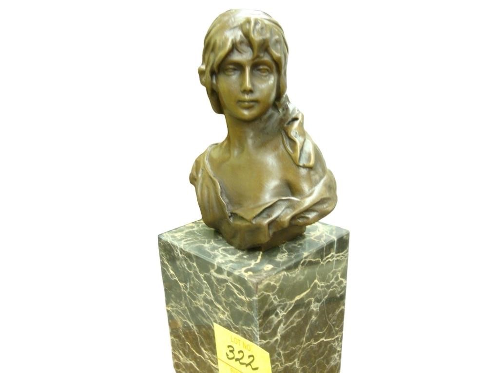 French recast bronze of an Art Nouveau woman on