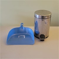Small Trash Can & Dust Pan