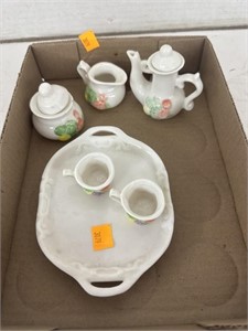 Lot of Tea Glassware