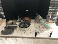 8 + Kitchen Items