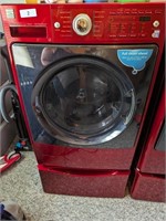 Kenmore Elite Front Load Washer w/ Platform