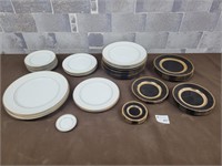 Black/White dish sets