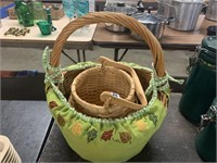 2 BASKETS