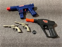 4 Toy Guns, Hubley, More