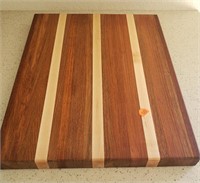Solid Wood Cutting Board 1.5x18x14.5- Tight Crack