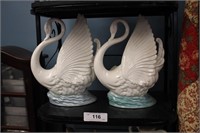 SET OF 2 VINTAGE SWAN TV LAMPS