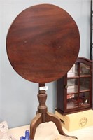 ANTIQUE CHERRY WOOD TILT TABLE TOP